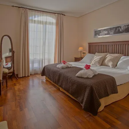 Palmera Plaza 5*
